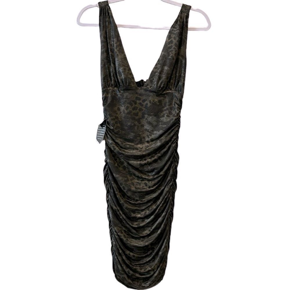 NWT Bebe PLUNGE NECK BANDAGE Snake Sasha Ruched Vnevk DRESS Small Bodycon